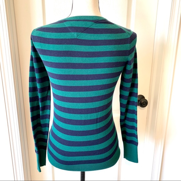 TOMMY HILFIGER Striped V-Neck Sweater—SZ. XS - Picture 4 of 9